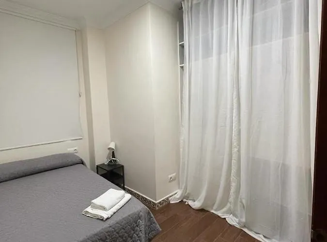 Mariniguez Apartament. 別荘